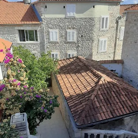 Dora * Supetar