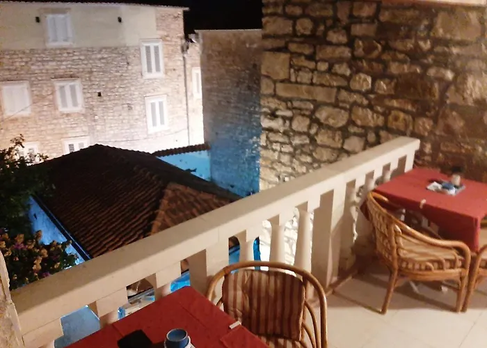 Dora Apartmán Supetar