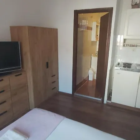 アパート Dora スペタル