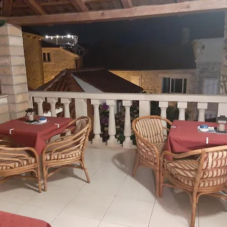 Dora Apartment