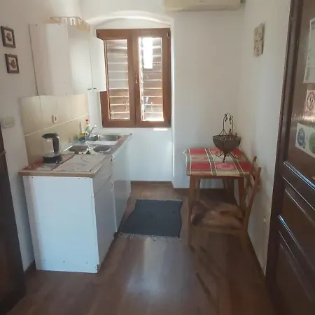 Dora Апартаменты Супетар